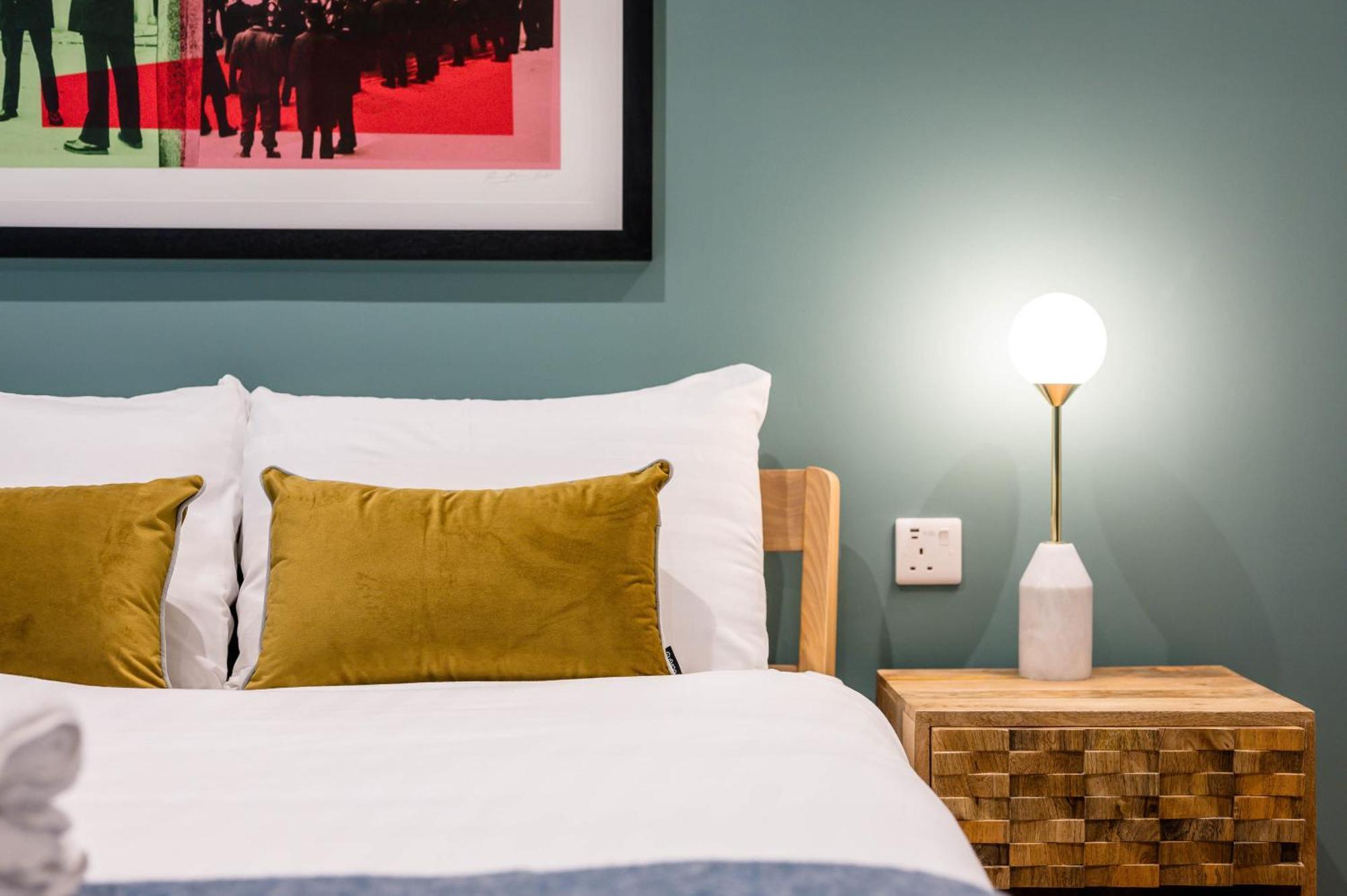 Apartment Host & - Catharine Quarters